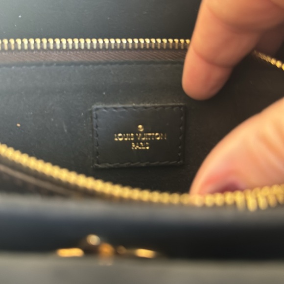 Louis Vuitton Flower Tote - Picture 5 of 11